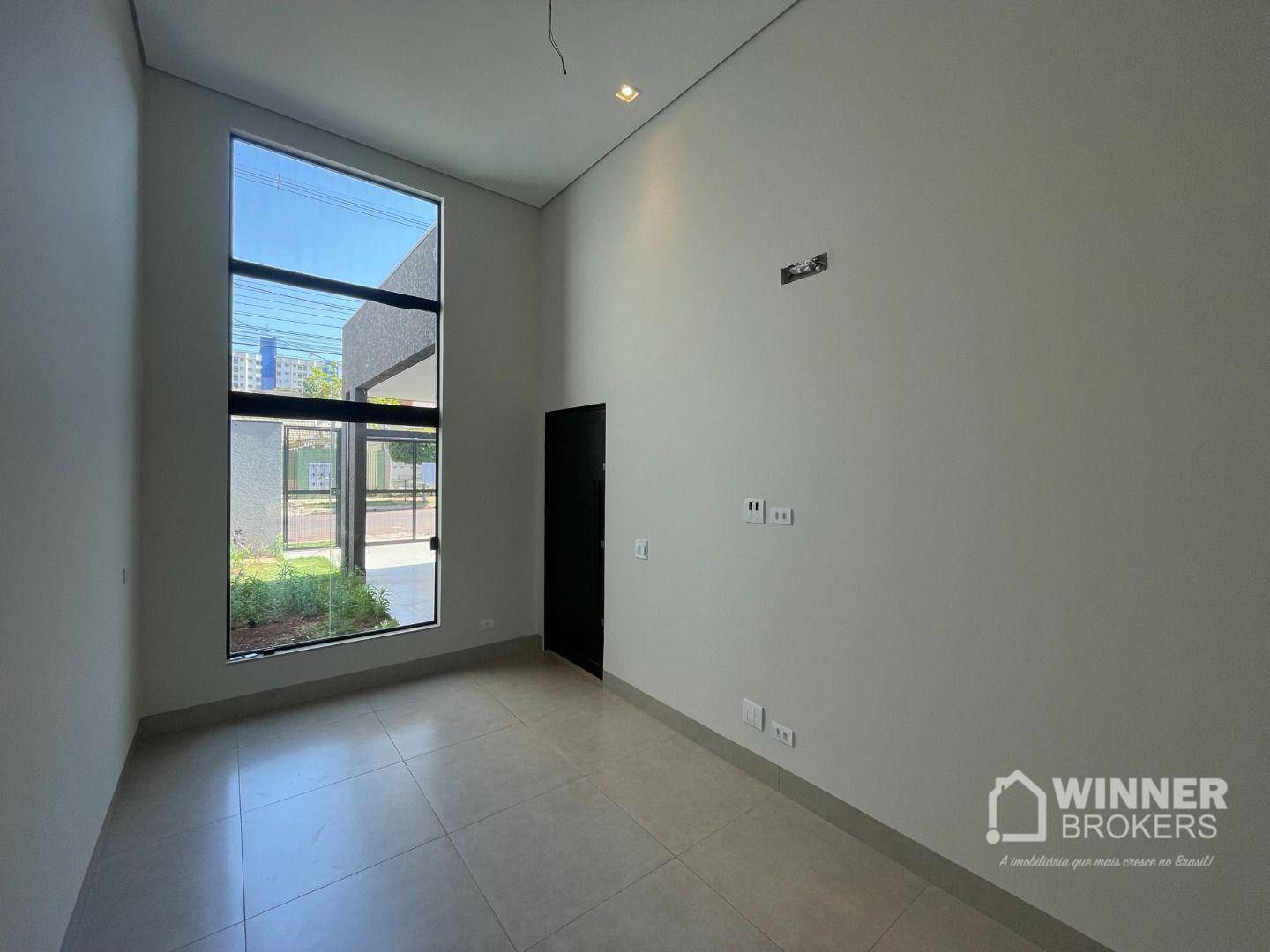 Casa à venda com 3 quartos, 131m² - Foto 4