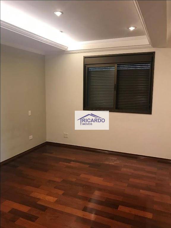 Sobrado à venda com 4 quartos, 550m² - Foto 12