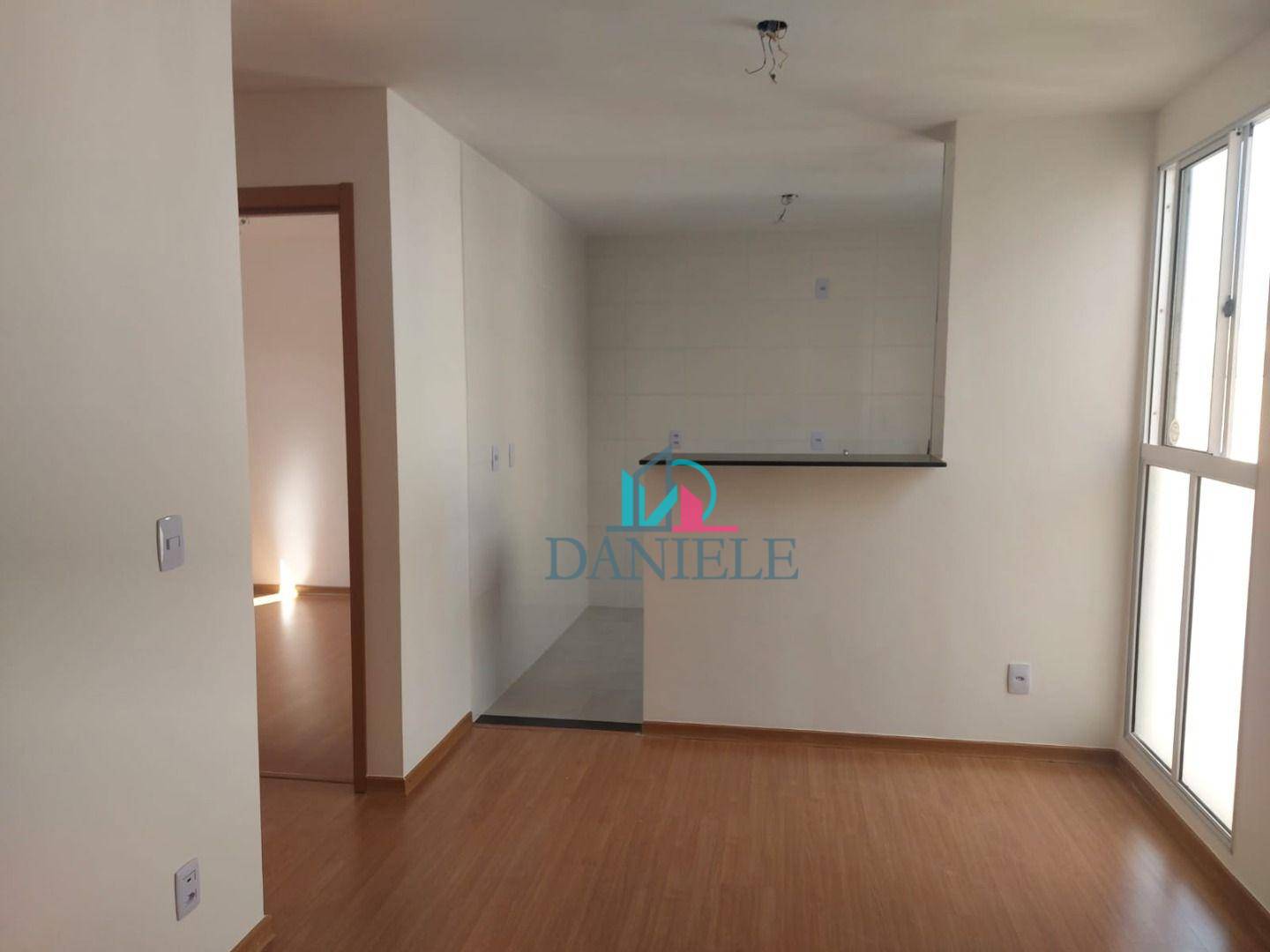 Apartamento à venda com 2 quartos, 45m² - Foto 2