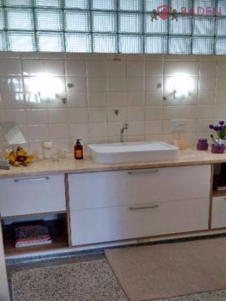 Apartamento à venda com 3 quartos, 200m² - Foto 14