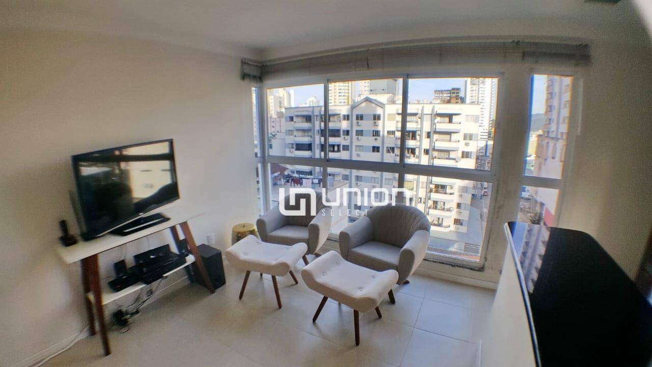 Apartamento à venda com 3 quartos, 130m² - Foto 6