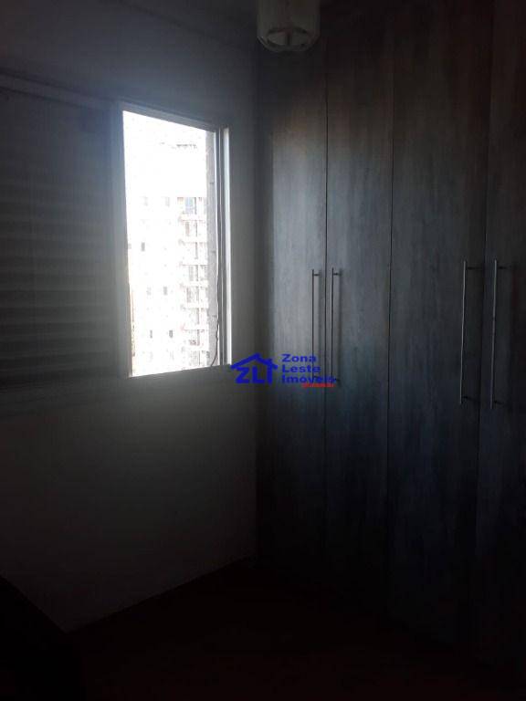 Apartamento à venda com 3 quartos, 64m² - Foto 14