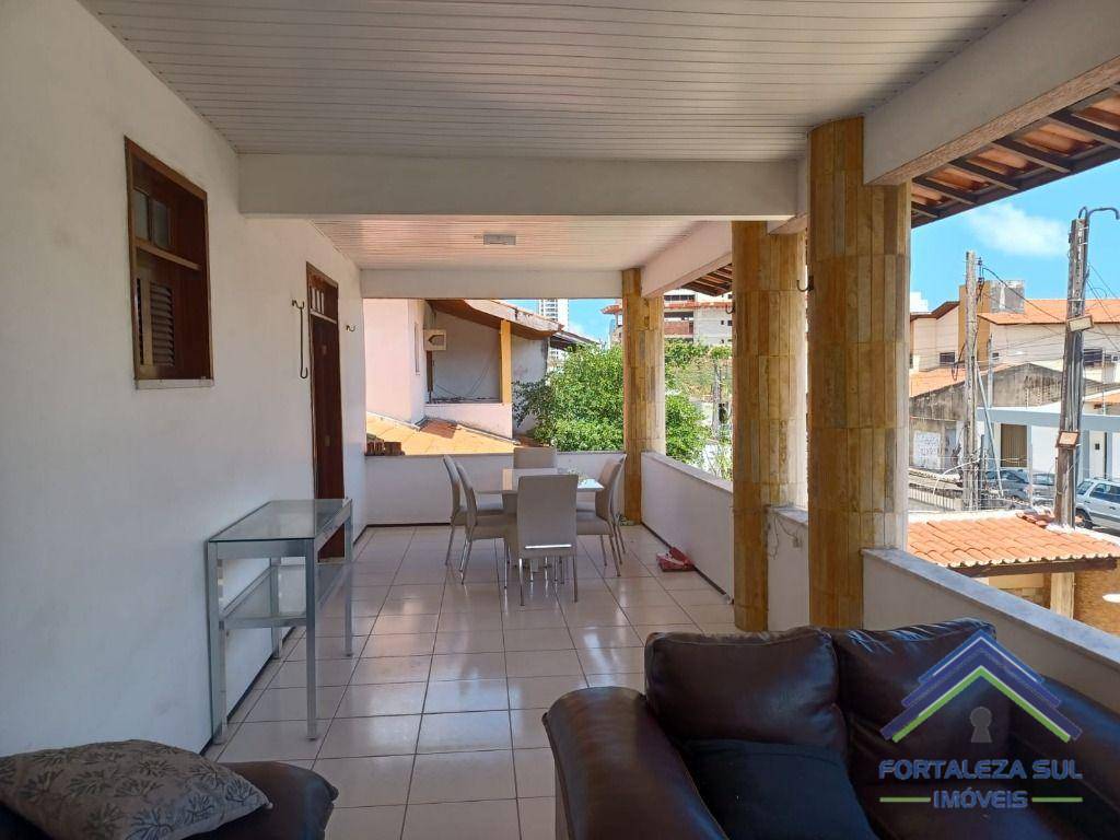 Casa à venda com 4 quartos, 302m² - Foto 29