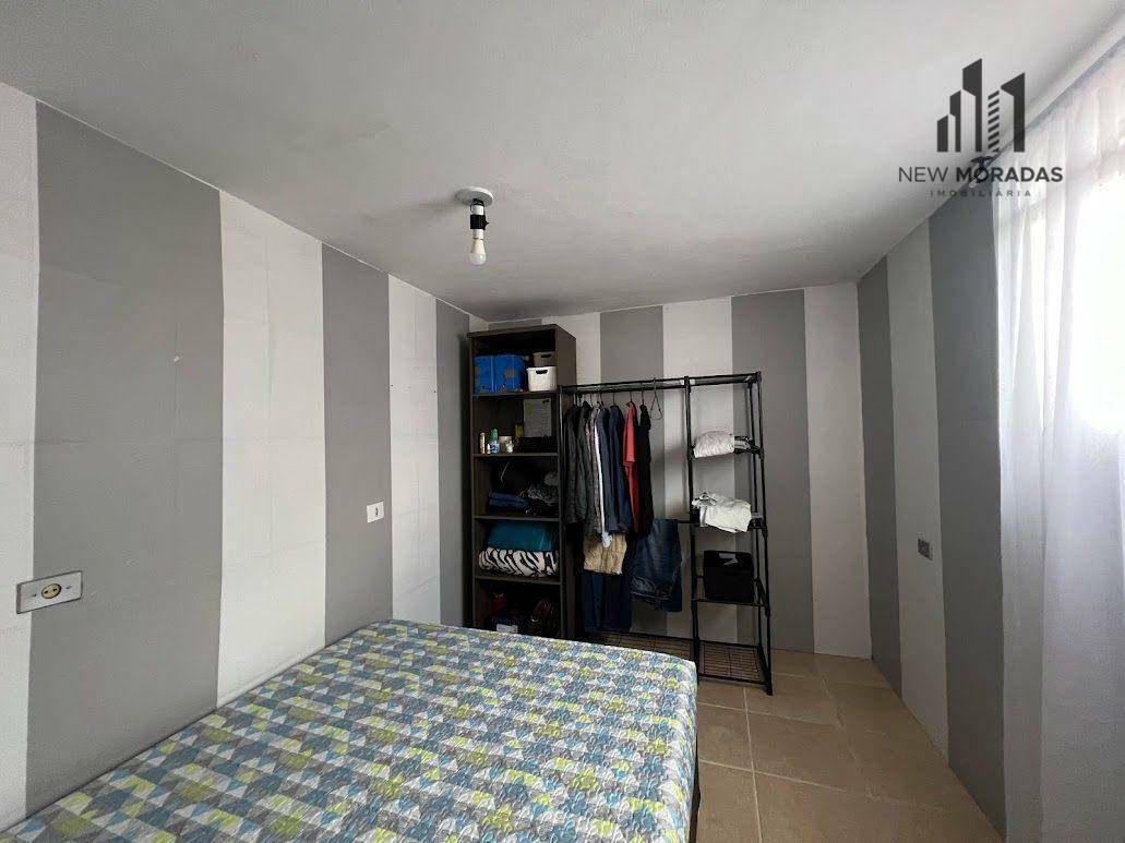 Casa à venda com 4 quartos, 150m² - Foto 17