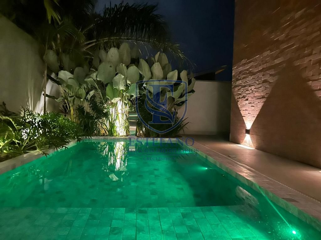 Casa à venda e aluguel com 3 quartos, 450m² - Foto 13