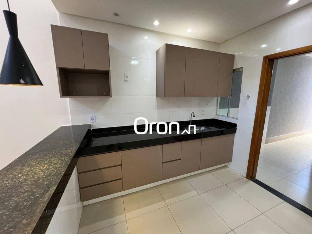 Casa à venda com 2 quartos, 99m² - Foto 3