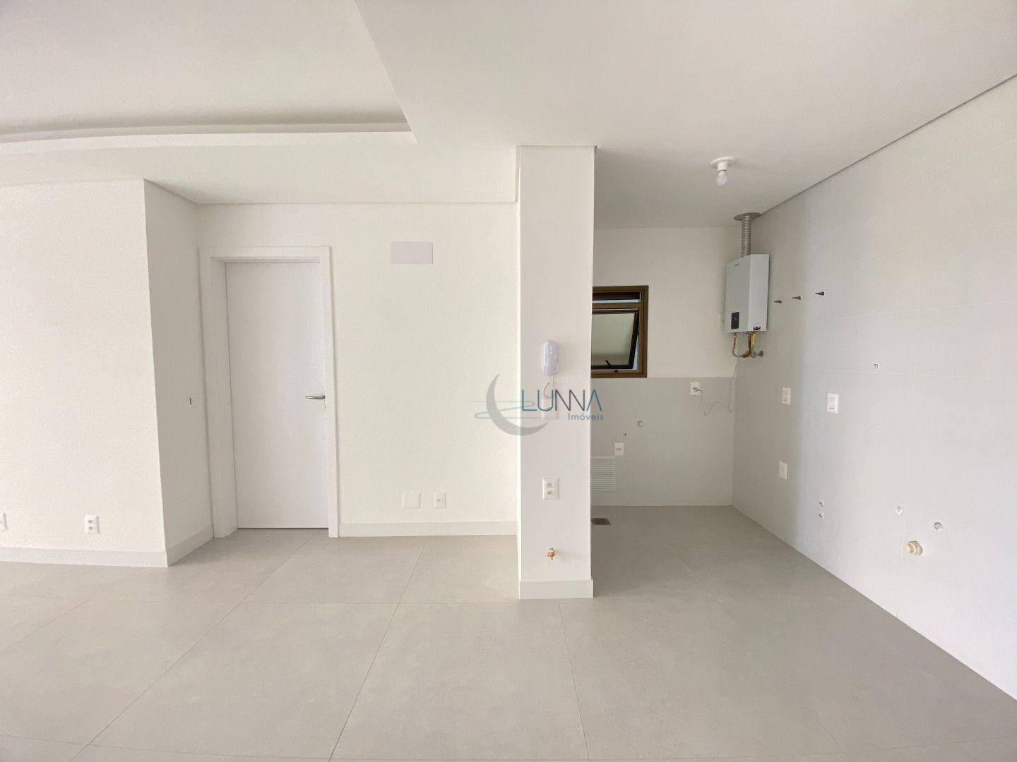 Apartamento à venda com 2 quartos, 84m² - Foto 2