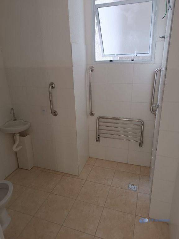 Apartamento para alugar com 2 quartos, 44m² - Foto 5