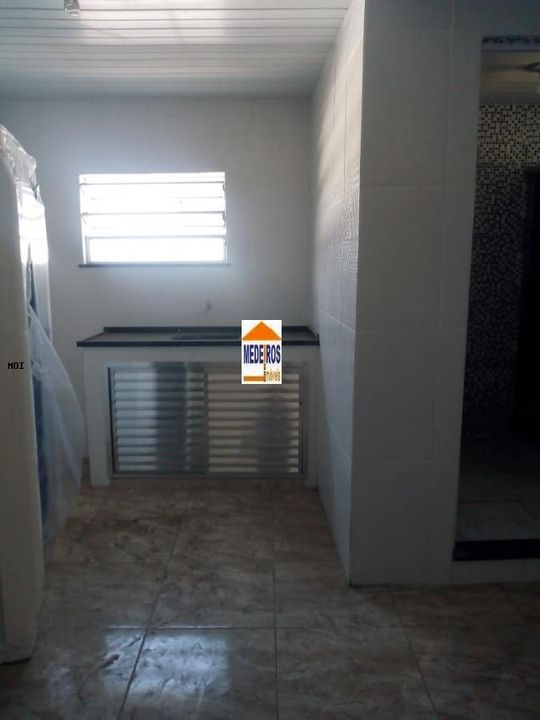 Casa à venda com 5 quartos, 250m² - Foto 4