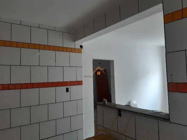 Casa à venda com 5 quartos, 258m² - Foto 7