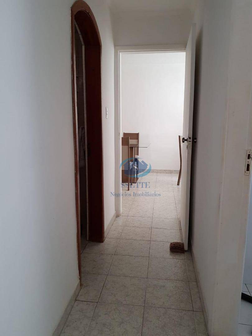 Apartamento à venda com 2 quartos, 67m² - Foto 7