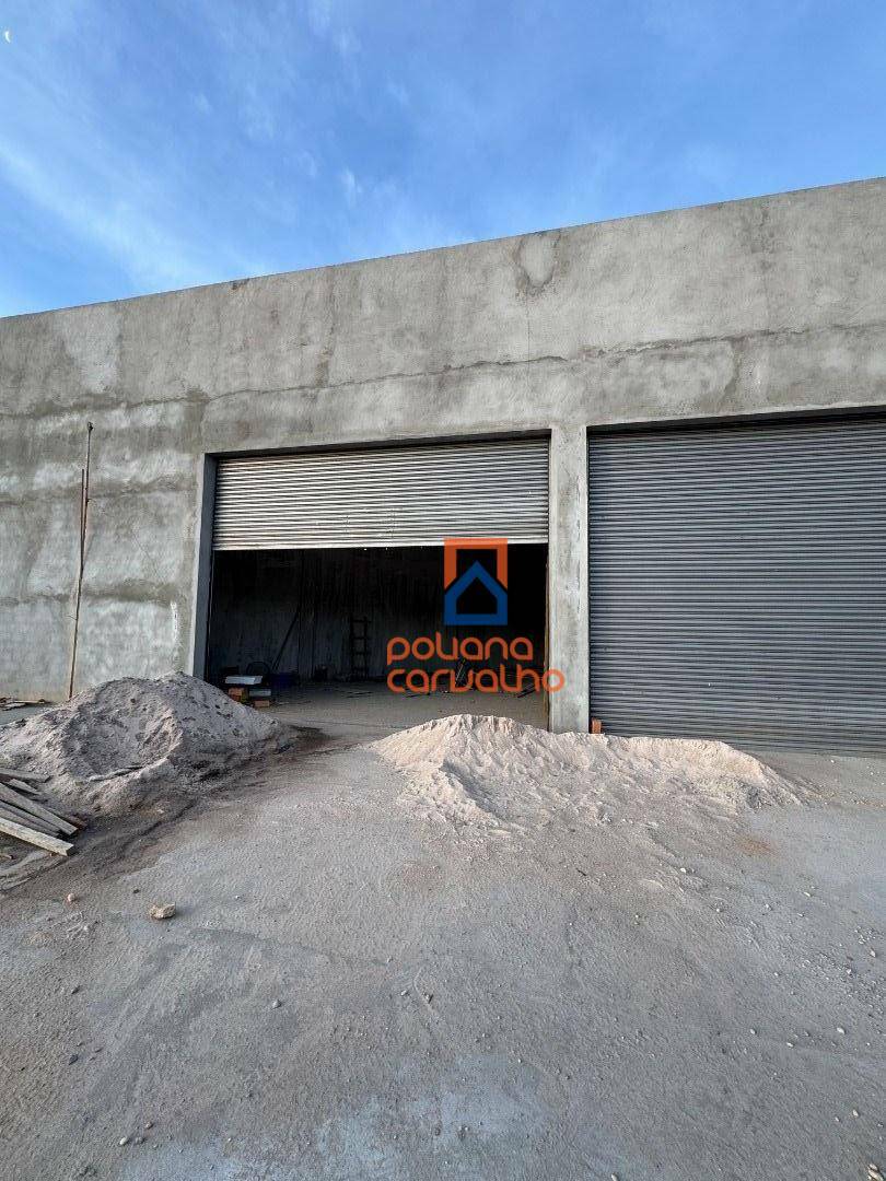 Depósito-Galpão-Armazém para alugar, 200m² - Foto 1