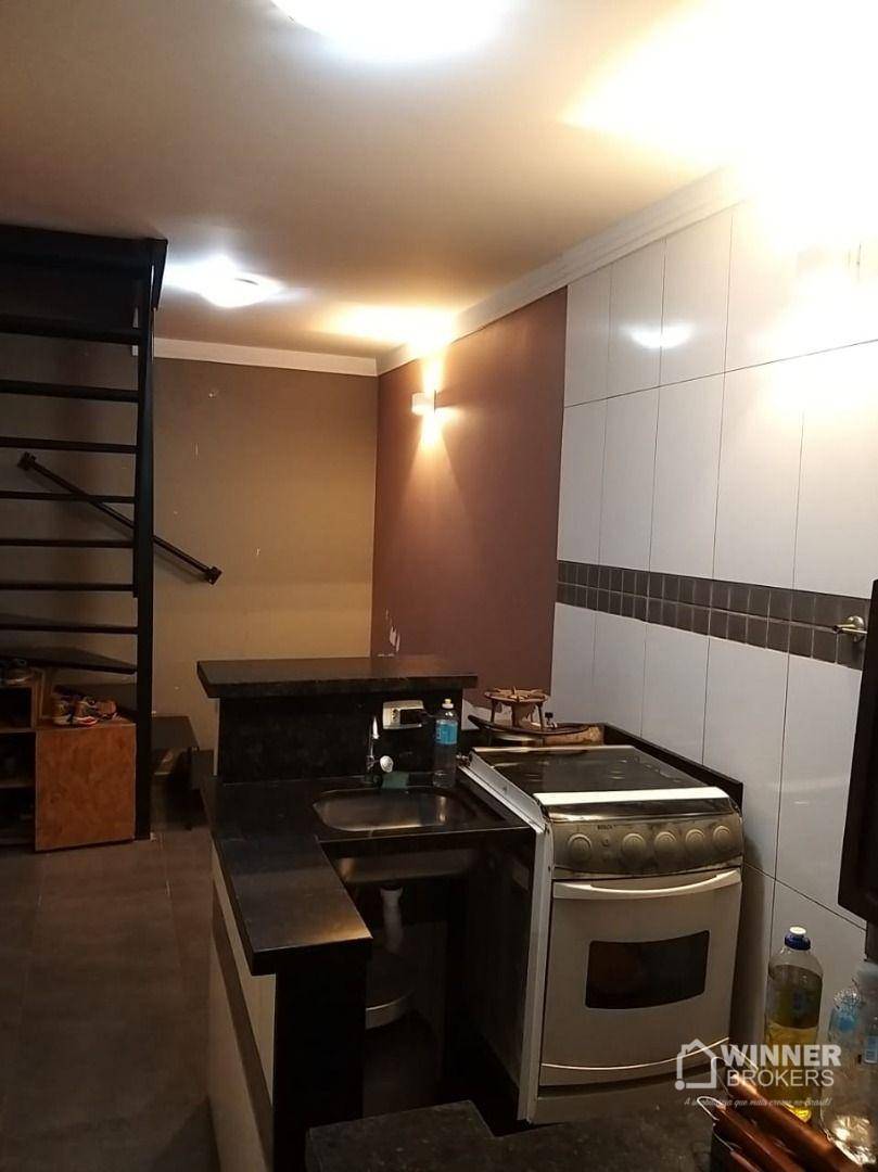 Casa à venda com 3 quartos, 90m² - Foto 4