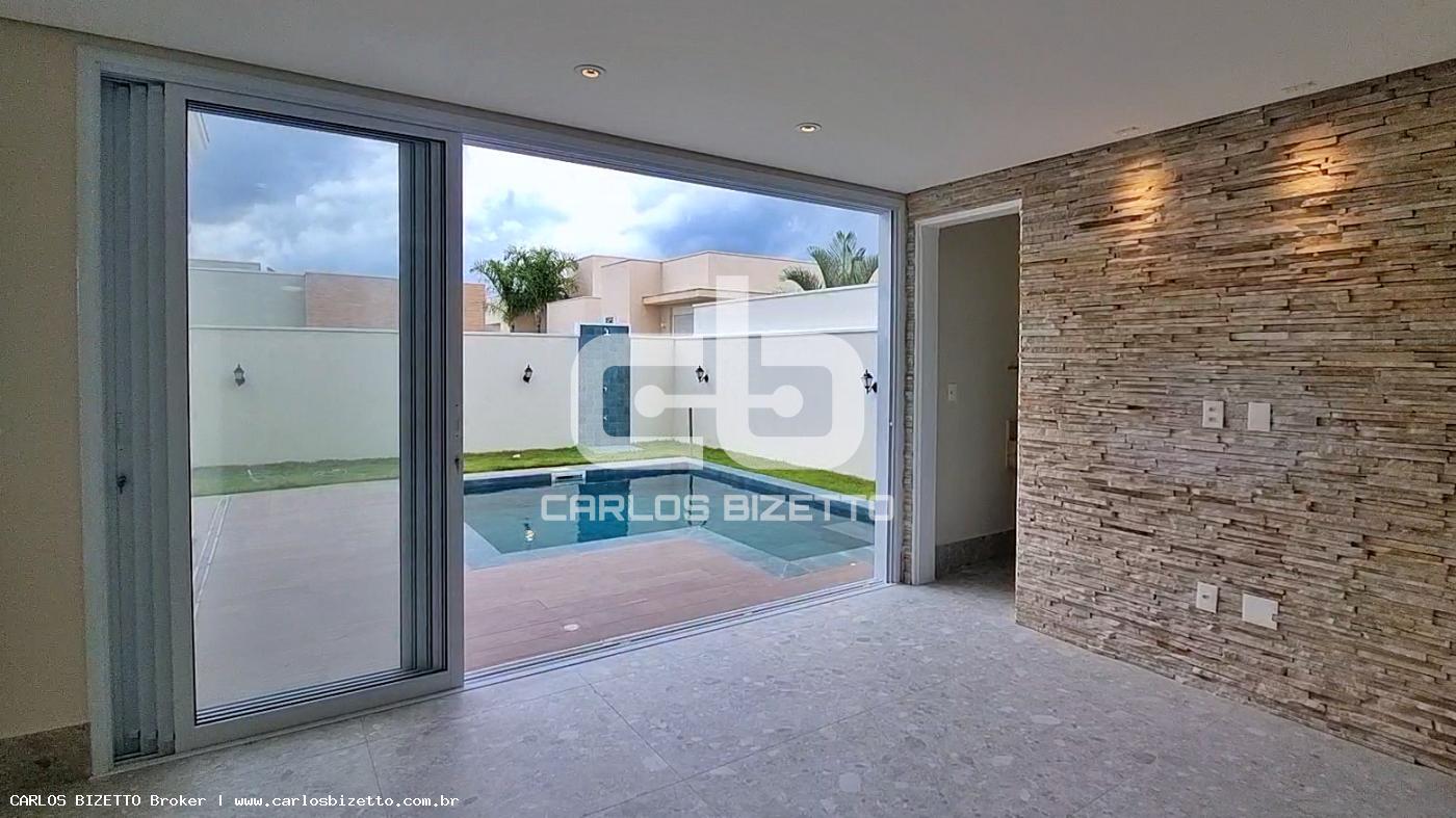Casa de Condomínio à venda com 3 quartos, 420m² - Foto 9