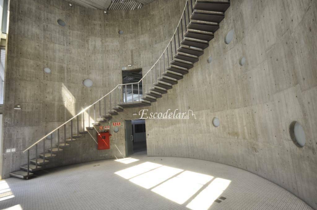 Prédio Inteiro para alugar, 1970m² - Foto 2