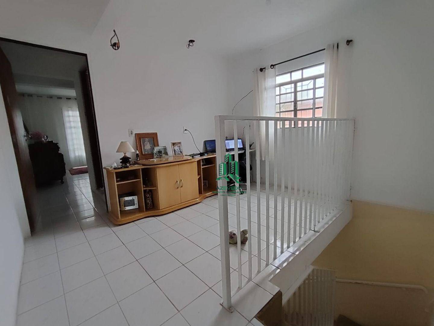 Sobrado à venda com 4 quartos, 180m² - Foto 18