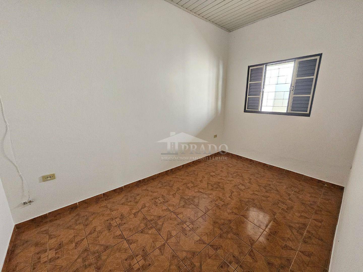 Casa para alugar com 2 quartos, 80m² - Foto 14