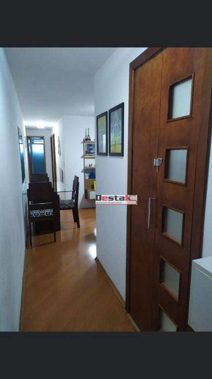 Apartamento à venda com 2 quartos, 53m² - Foto 2