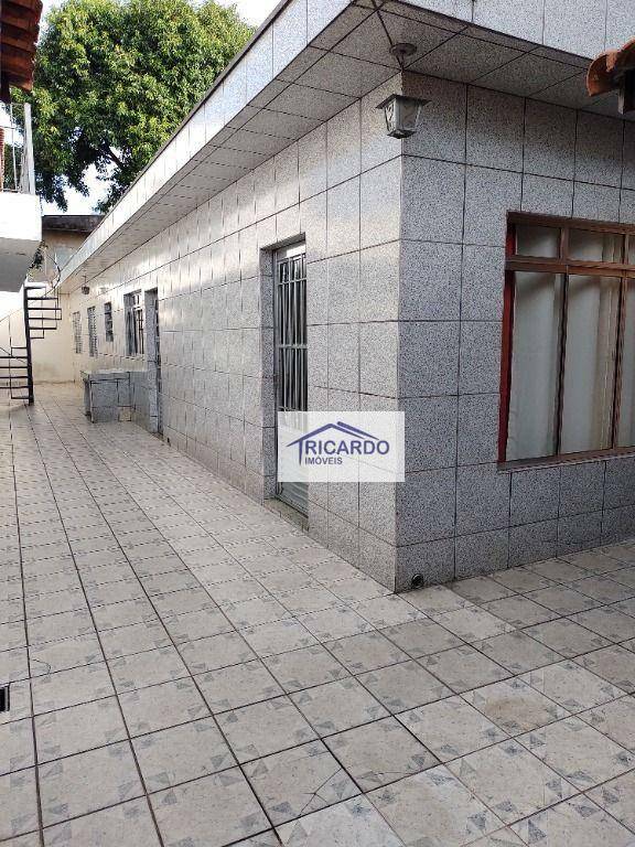 Casa à venda com 3 quartos, 400m² - Foto 23