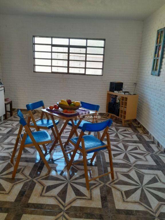 Chácara à venda com 3 quartos, 150m² - Foto 11