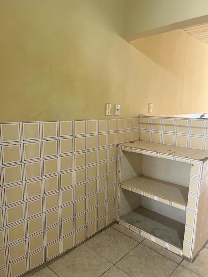 Casa para alugar com 2 quartos, 75m² - Foto 10