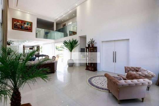 Casa de Condomínio à venda com 4 quartos, 500m² - Foto 3