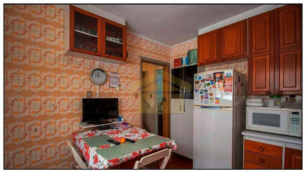 Sobrado à venda com 3 quartos, 170m² - Foto 4