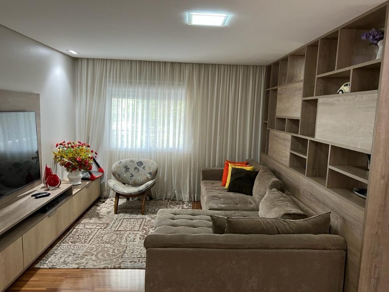 Apartamento à venda com 3 quartos, 213m² - Foto 6