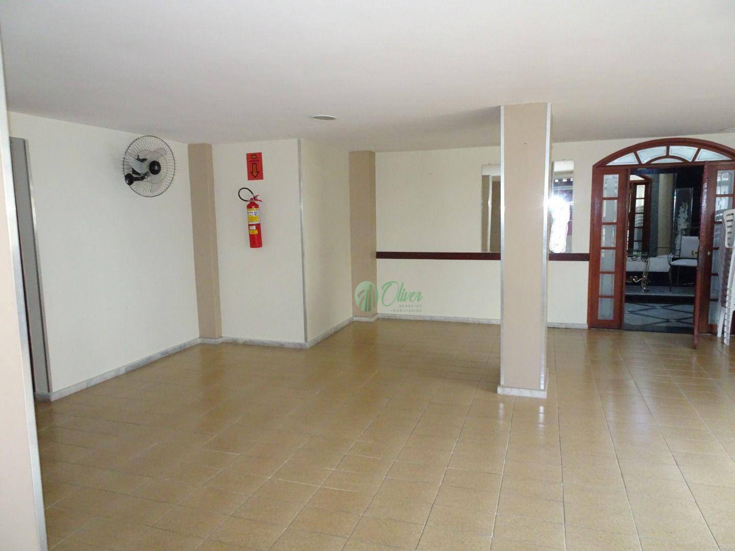 Apartamento à venda com 3 quartos, 140m² - Foto 5