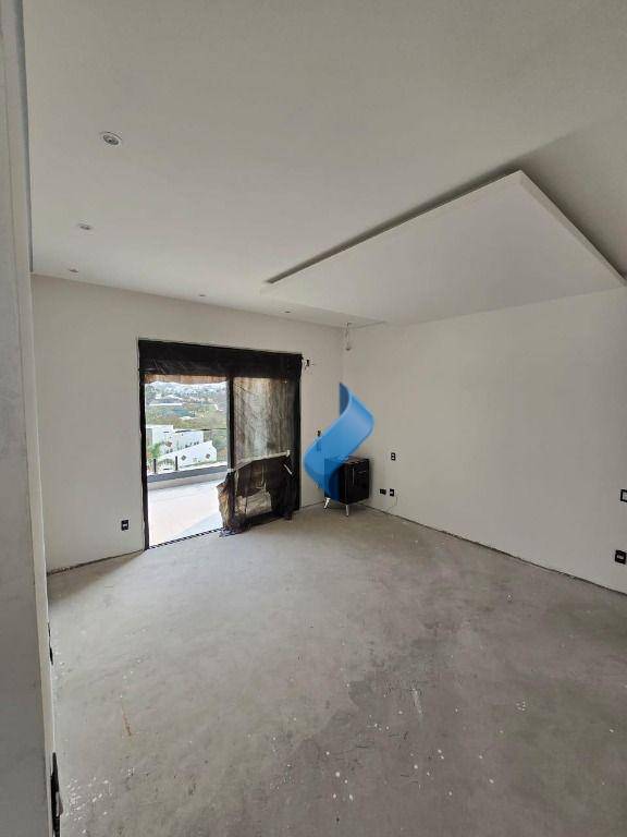 Casa de Condomínio à venda com 4 quartos, 360m² - Foto 31