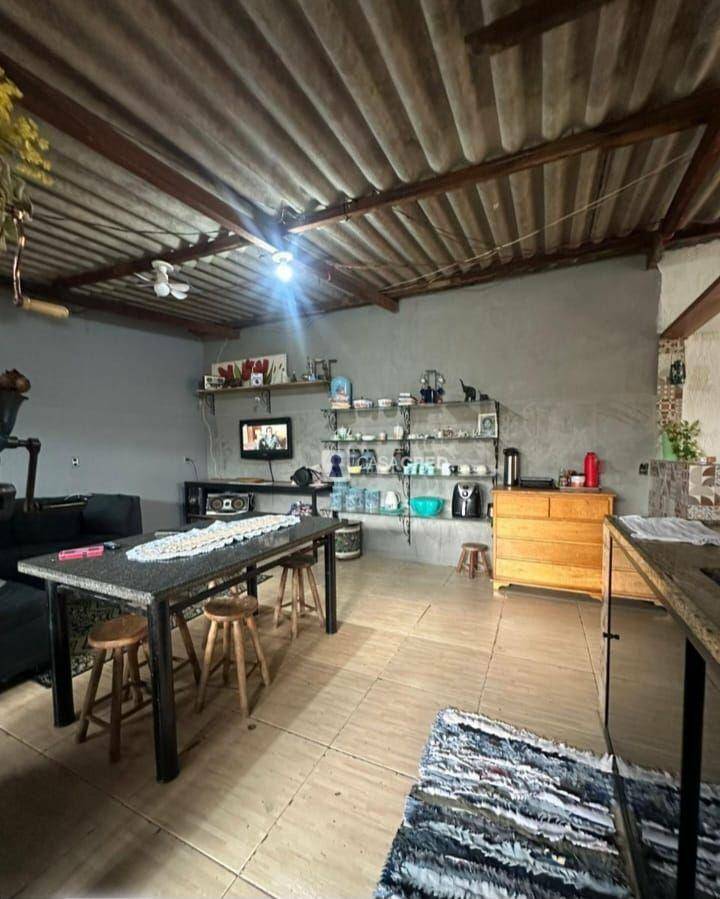 Casa, 2 quartos, 160 m² - Foto 2