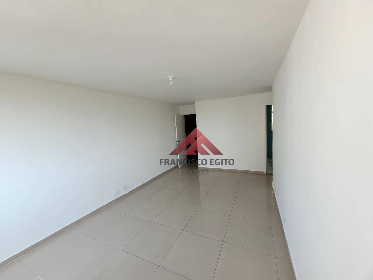 Apartamento para alugar com 3 quartos, 120m² - Foto 4