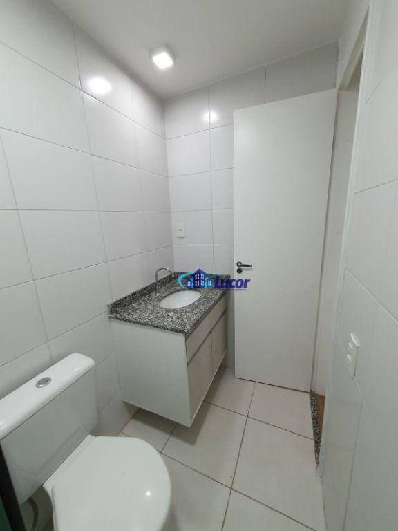 Apartamento à venda com 2 quartos, 60m² - Foto 5