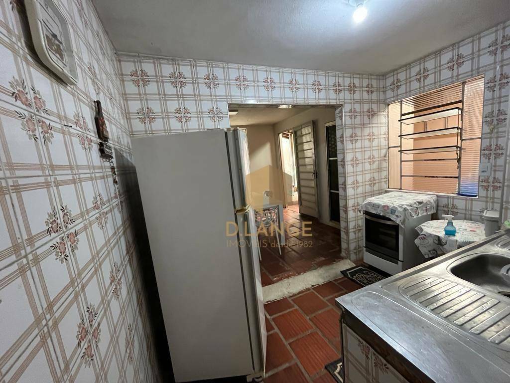 Casa à venda com 3 quartos, 114m² - Foto 14