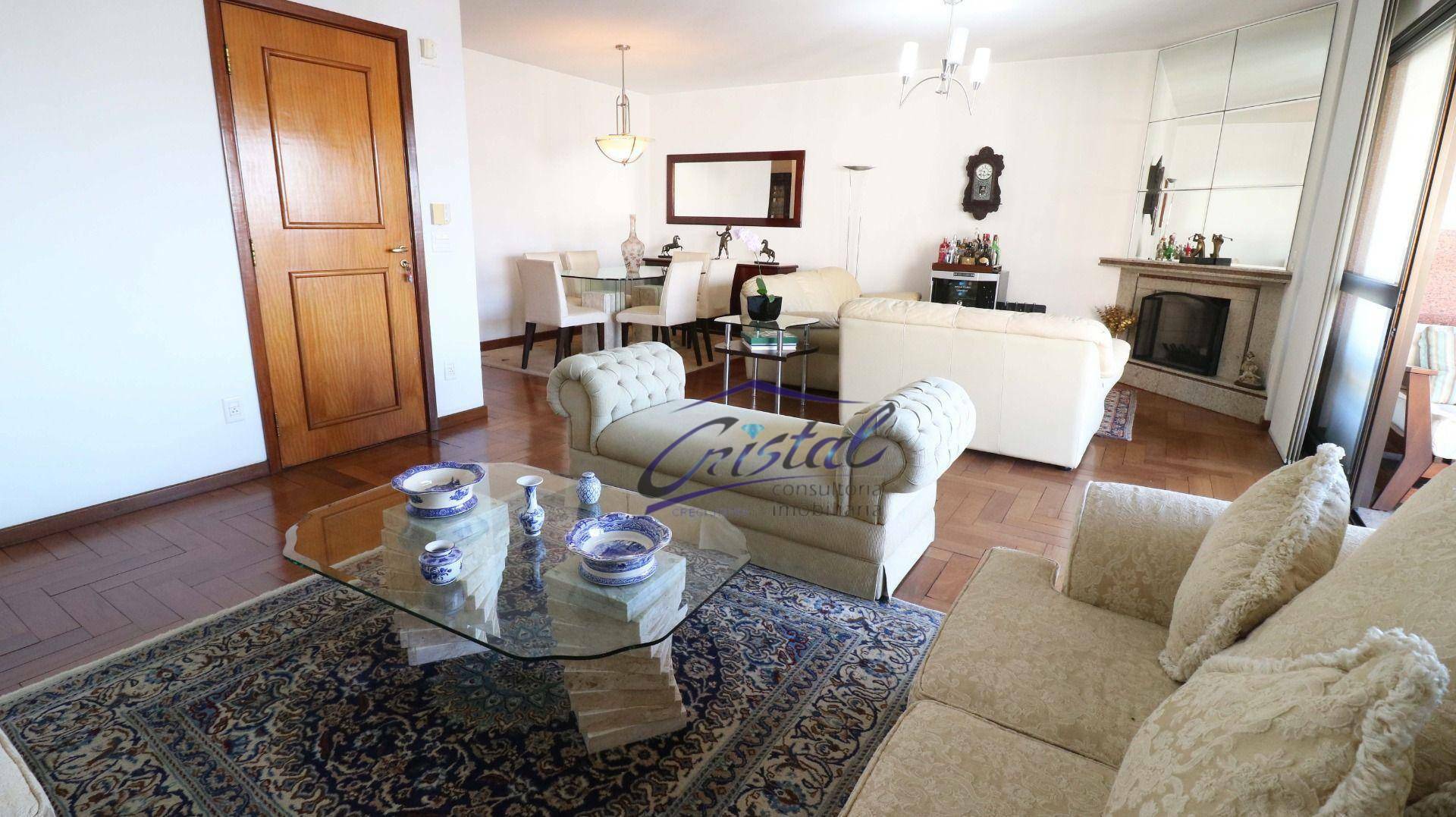 Apartamento à venda com 4 quartos, 226m² - Foto 10