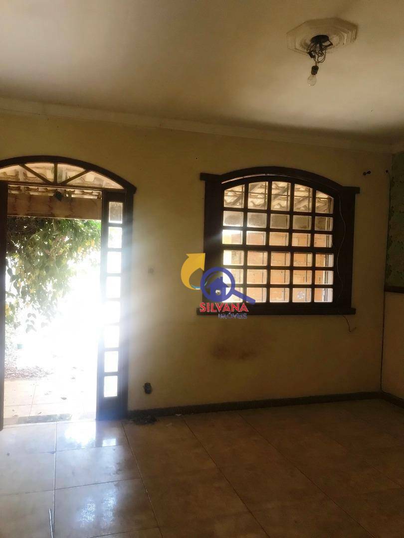 Casa à venda com 3 quartos, 180M2 - Foto 6