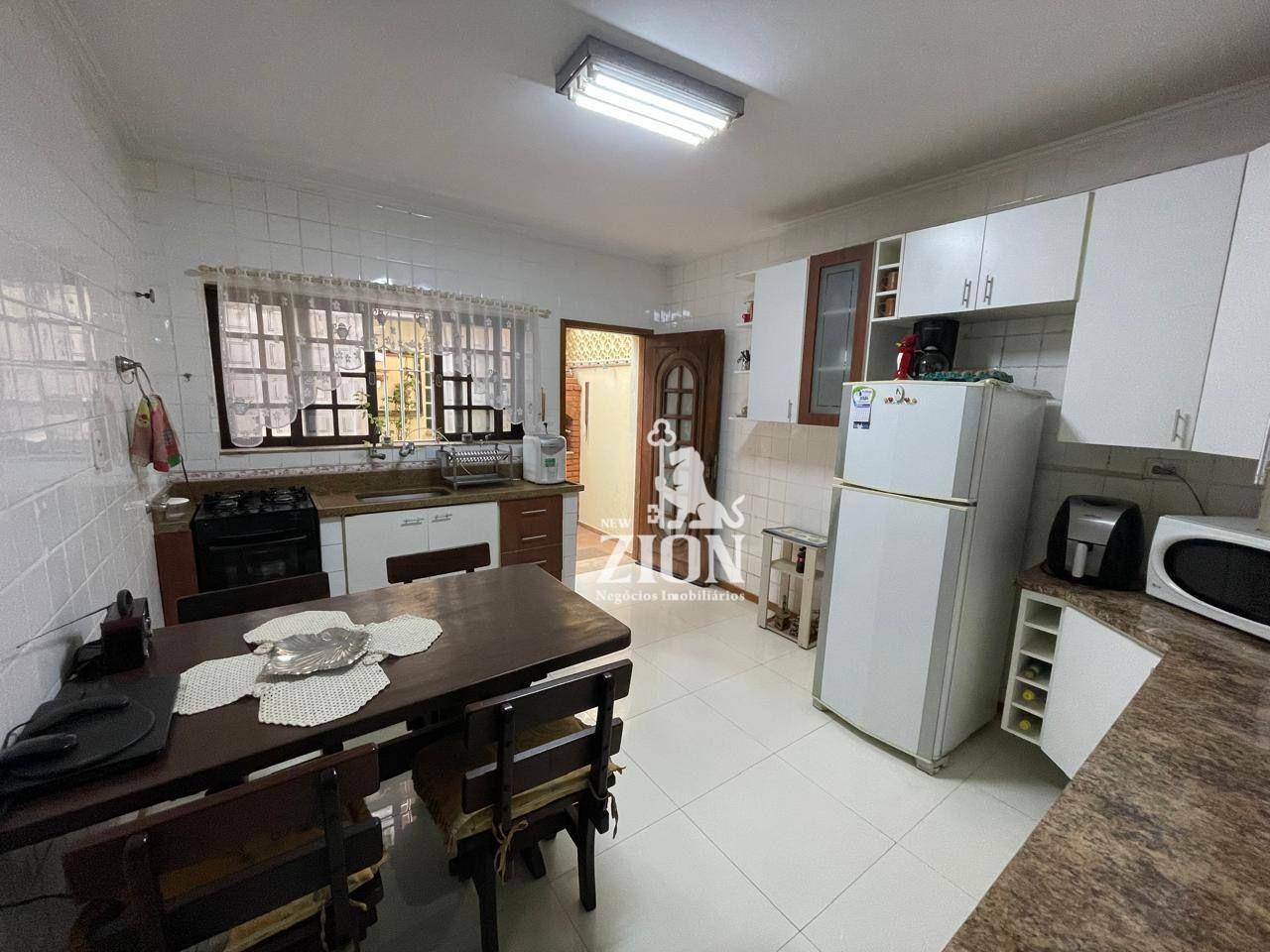 Sobrado à venda com 2 quartos, 90m² - Foto 8