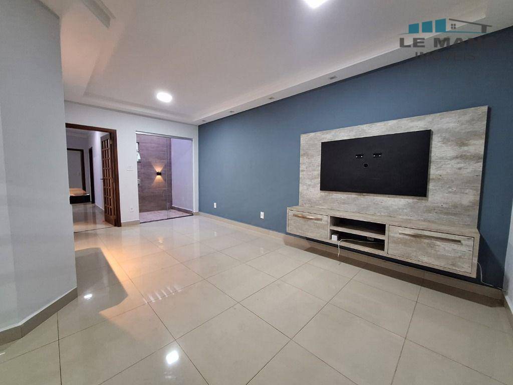 Casa à venda com 3 quartos, 150m² - Foto 2