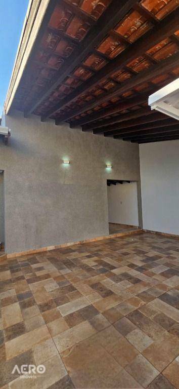 Casa à venda com 3 quartos, 197m² - Foto 29