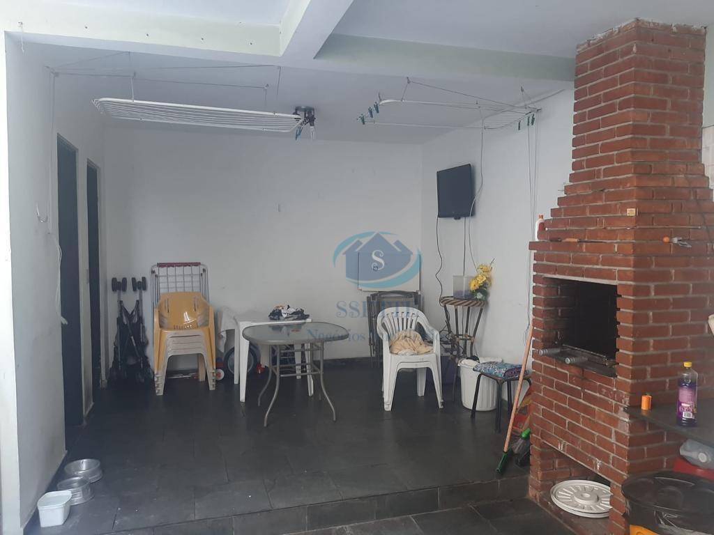 Sobrado à venda com 3 quartos, 156m² - Foto 4