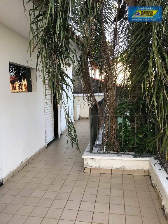 Casa à venda com 5 quartos, 330m² - Foto 36