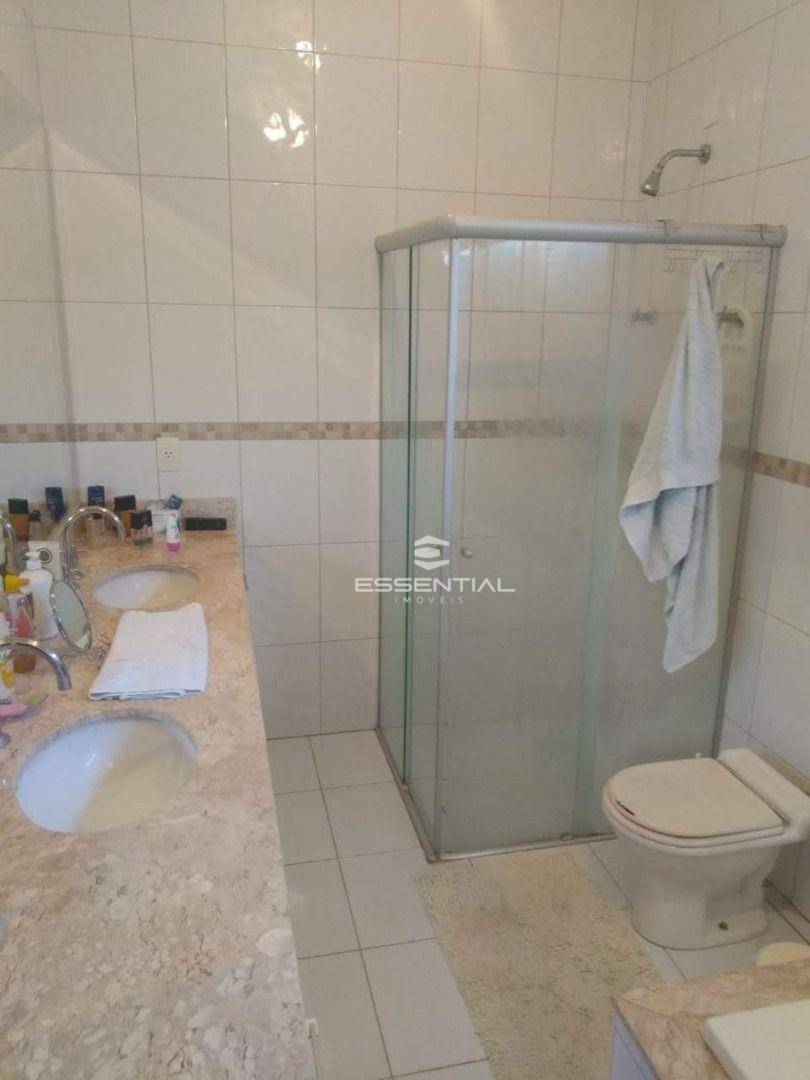 Casa de Condomínio à venda com 4 quartos, 328m² - Foto 10