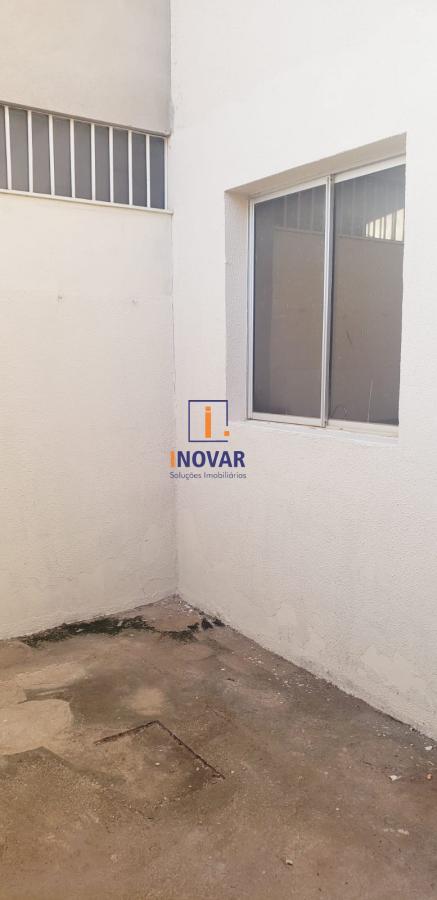 Casa à venda com 2 quartos, 80m² - Foto 10