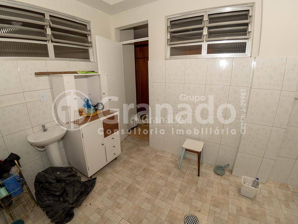 Casa à venda com 4 quartos, 400m² - Foto 7