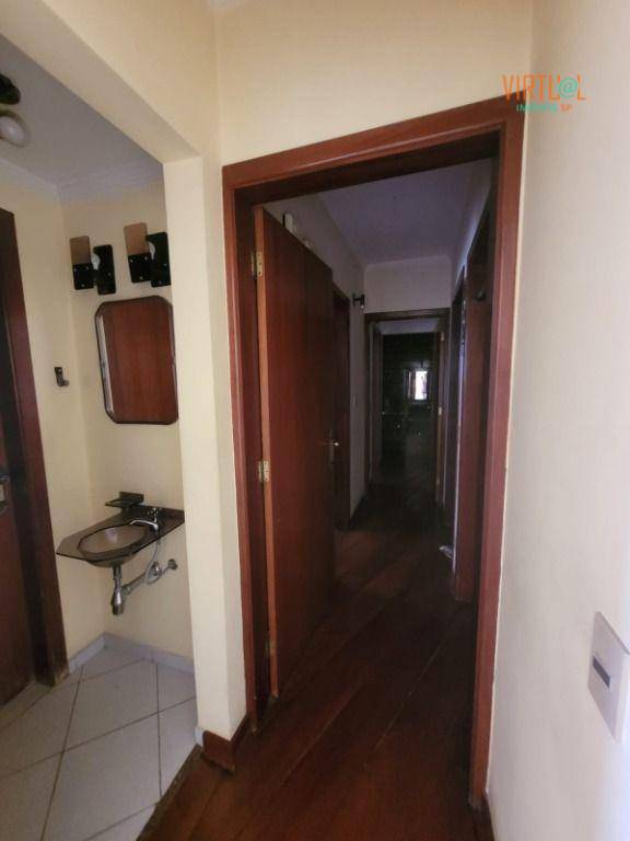 Apartamento à venda com 3 quartos, 140m² - Foto 11