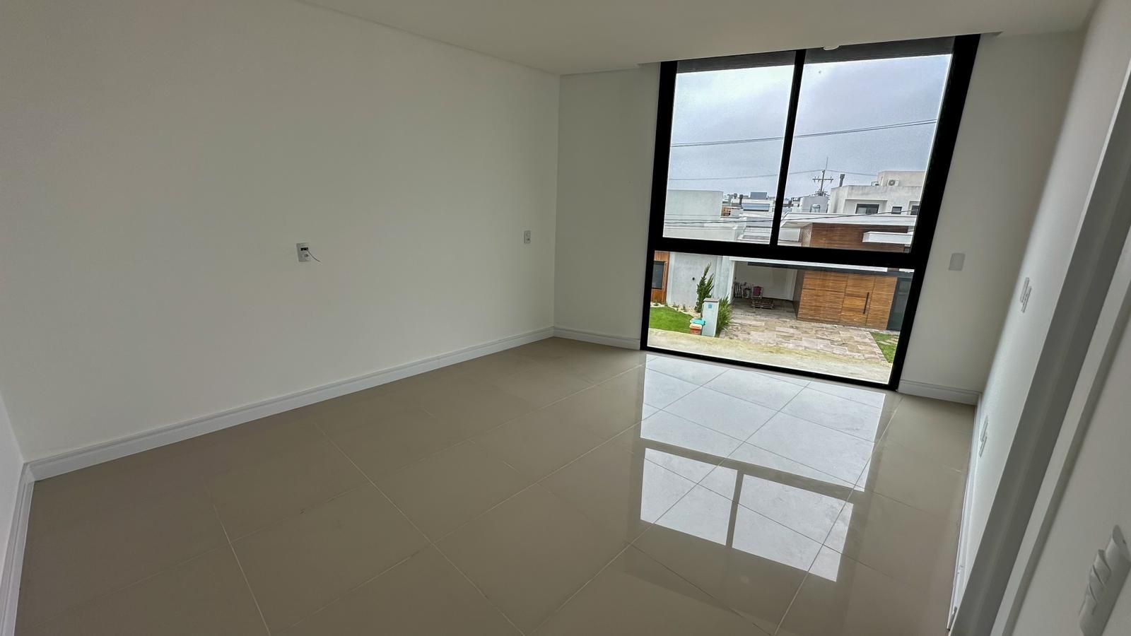 Casa de Condomínio à venda com 4 quartos, 205m² - Foto 25