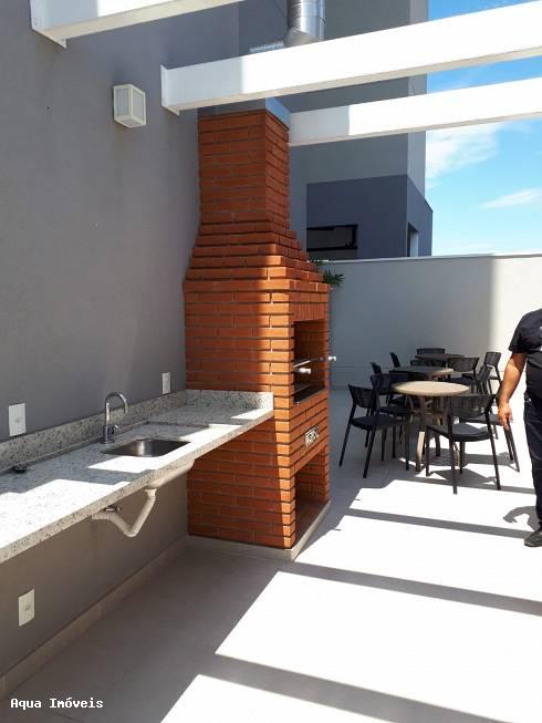 Apartamento à venda com 2 quartos, 53m² - Foto 24