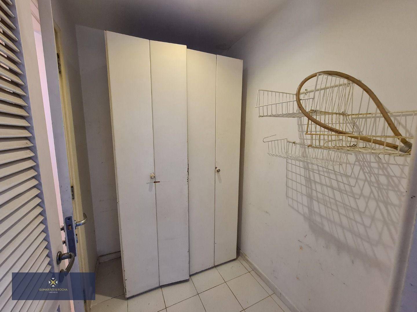 Apartamento à venda com 4 quartos, 157m² - Foto 3