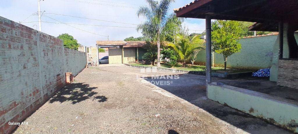 Chácara à venda com 6 quartos, 200m² - Foto 16