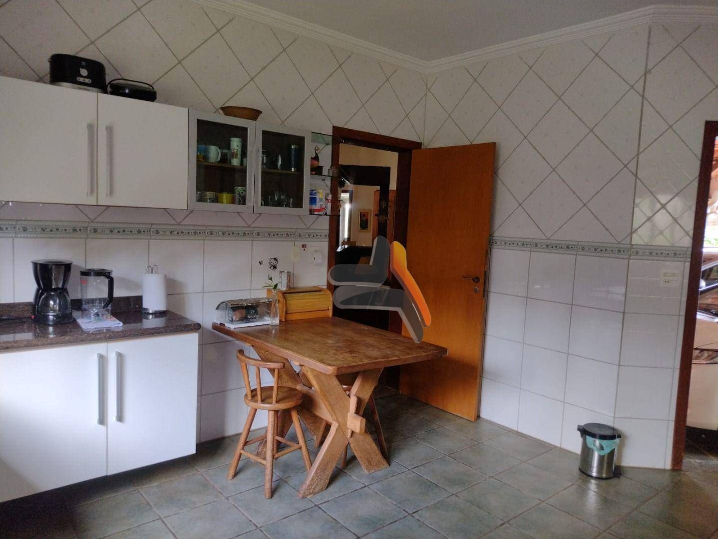 Casa de Condomínio à venda com 3 quartos, 400m² - Foto 23